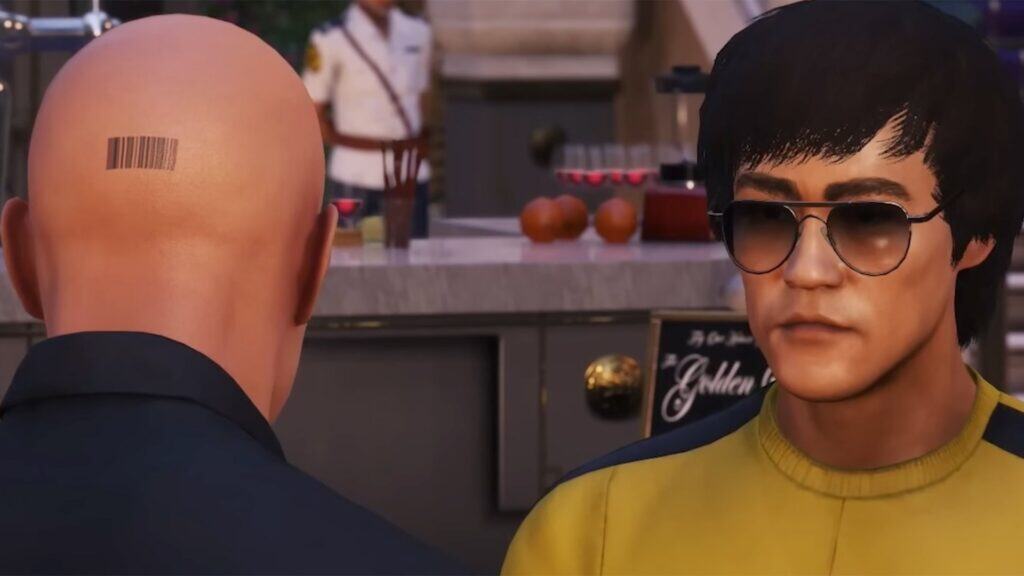 Bruce Lee con su traje amarillo clásico en Hitman World of Assassination.