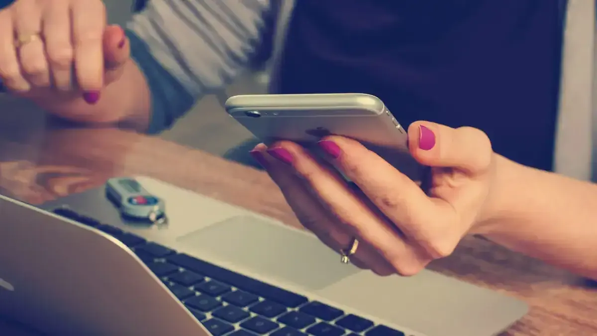 Cómo mejorar la señal WiFi en hoteles y departamentos: trucos que realmente funcionan