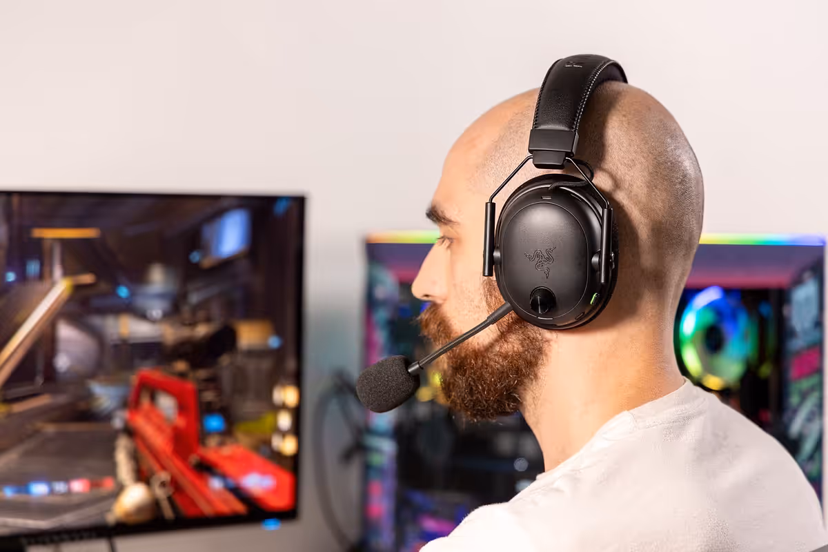 Razer BlackShark V3 X HyperSpeed — Wireless sin sacrificar el bolsillo