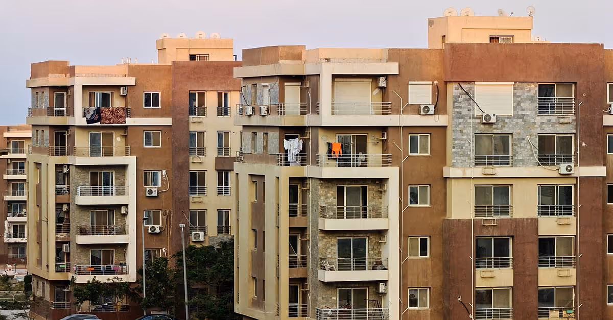 Casa 47: 131 inmuebles propuestos para vivienda asequible
