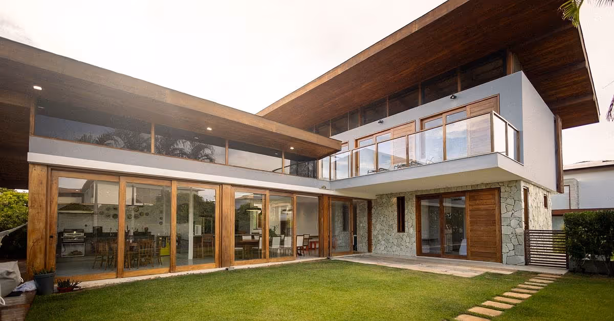 Uniq Residential vende residencia Sanitas en Barcelona